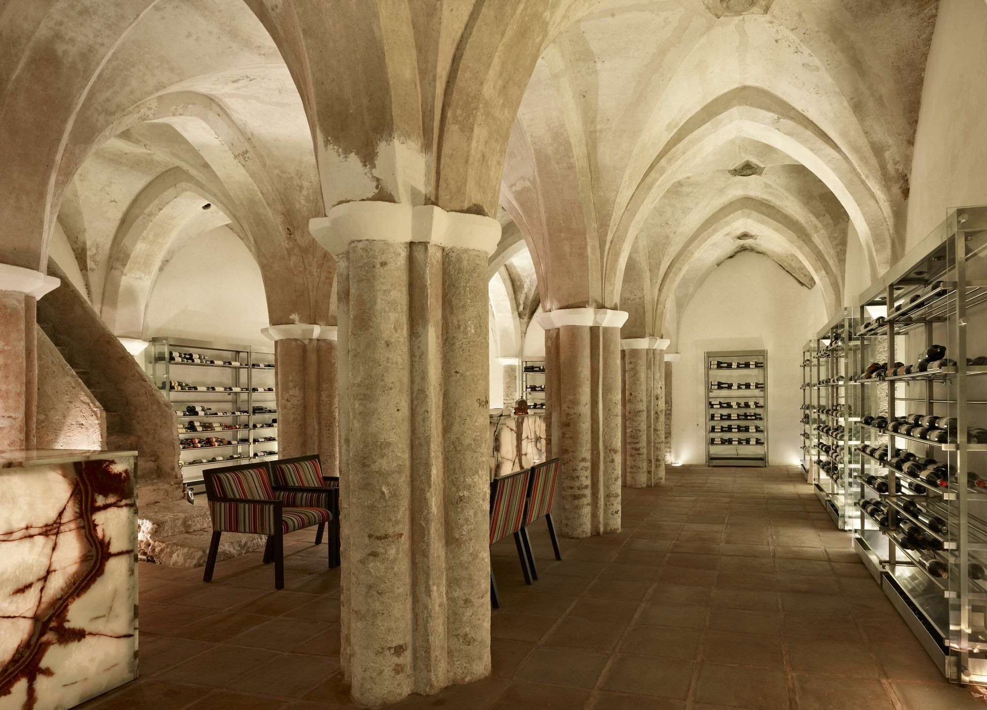 Convento Do Espinheiro, Historic Hotel & Spa Évora Eksteriør bilde The wine cellar