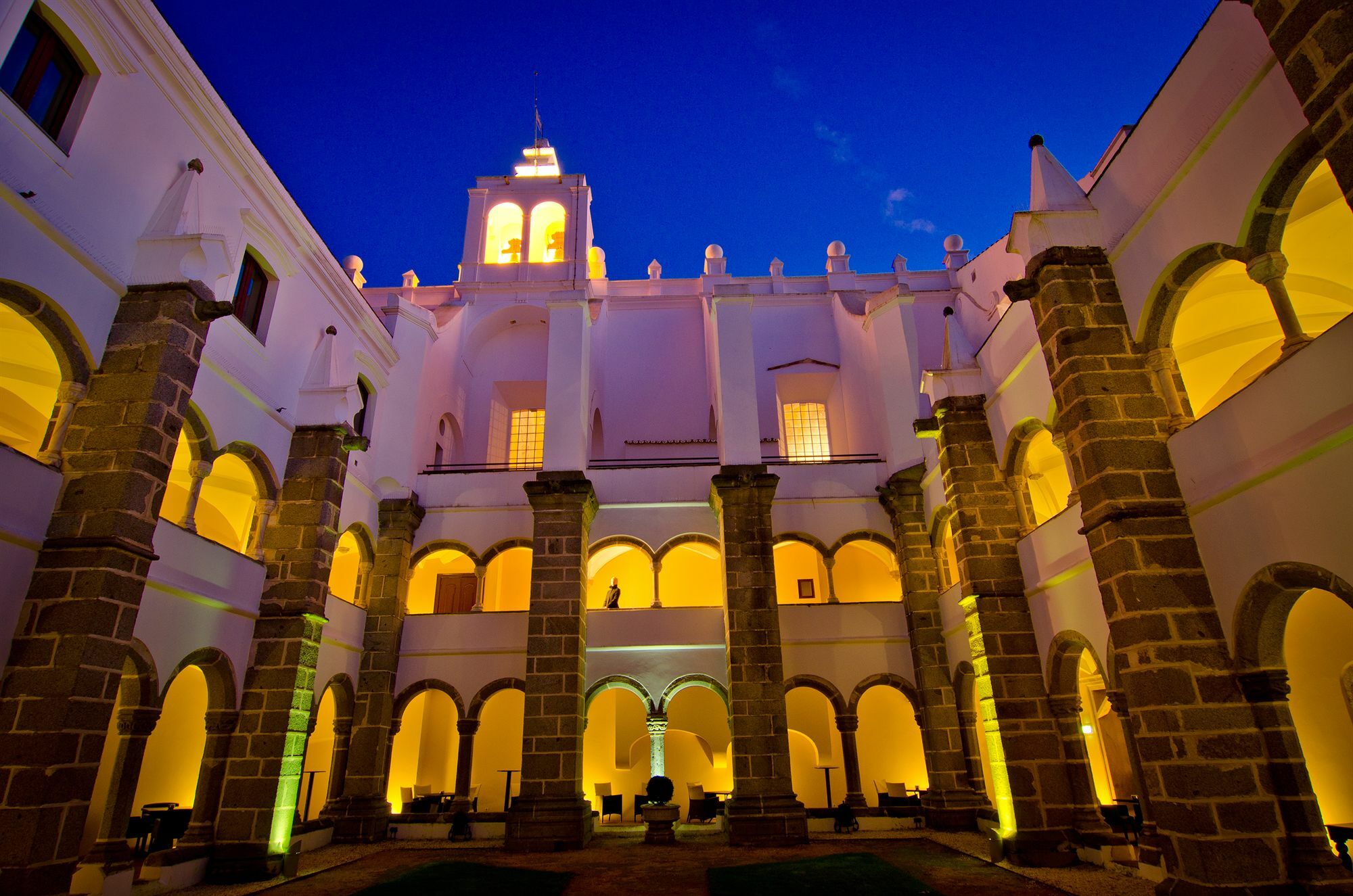 Convento Do Espinheiro, Historic Hotel & Spa Évora Eksteriør bilde The Convent of San Francisco